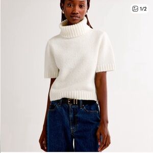 Abercrombie & Fitch Cream Ribbed Sweater